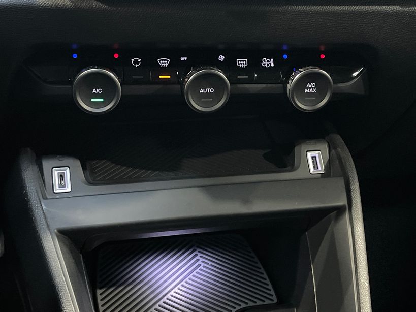 CITROEN C4 X 2023 - Photo n°19