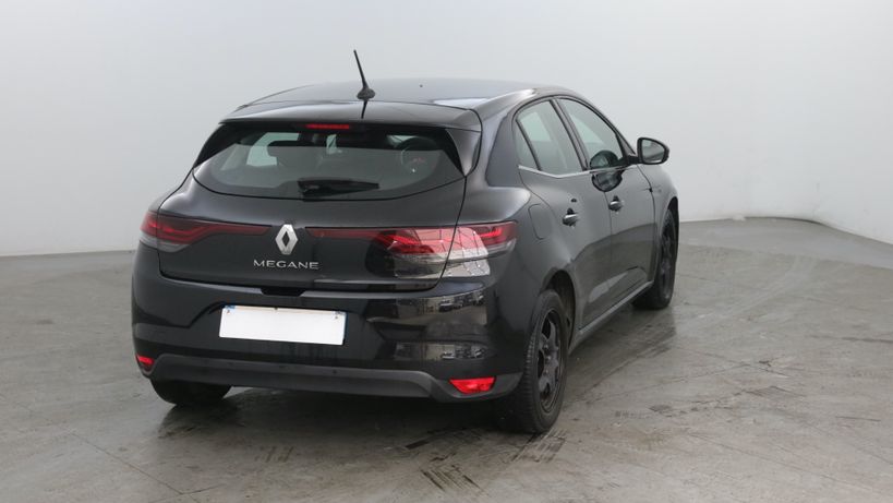 RENAULT MEGANE IV BERLINE 2021 - Photo n°5