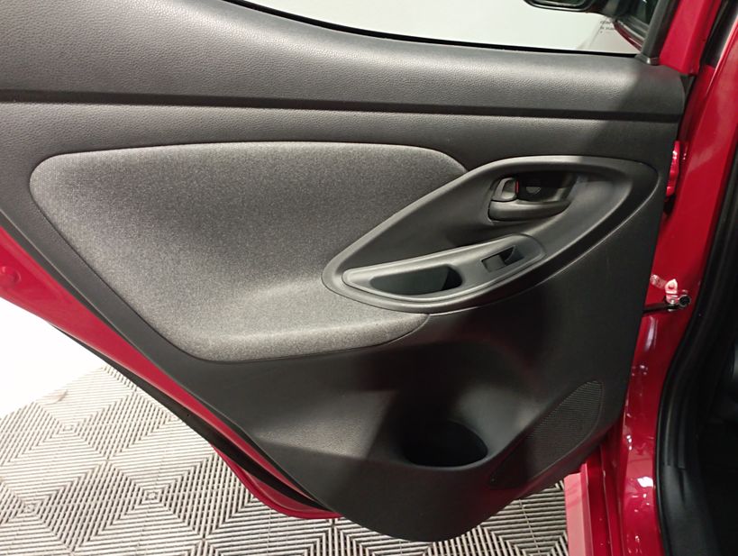 TOYOTA YARIS HYBRIDE MY22 2022 - Photo n°18