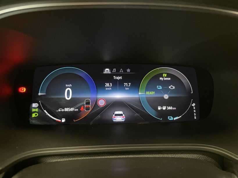 RENAULT MEGANE IV ESTATE 2021 - Photo n°14
