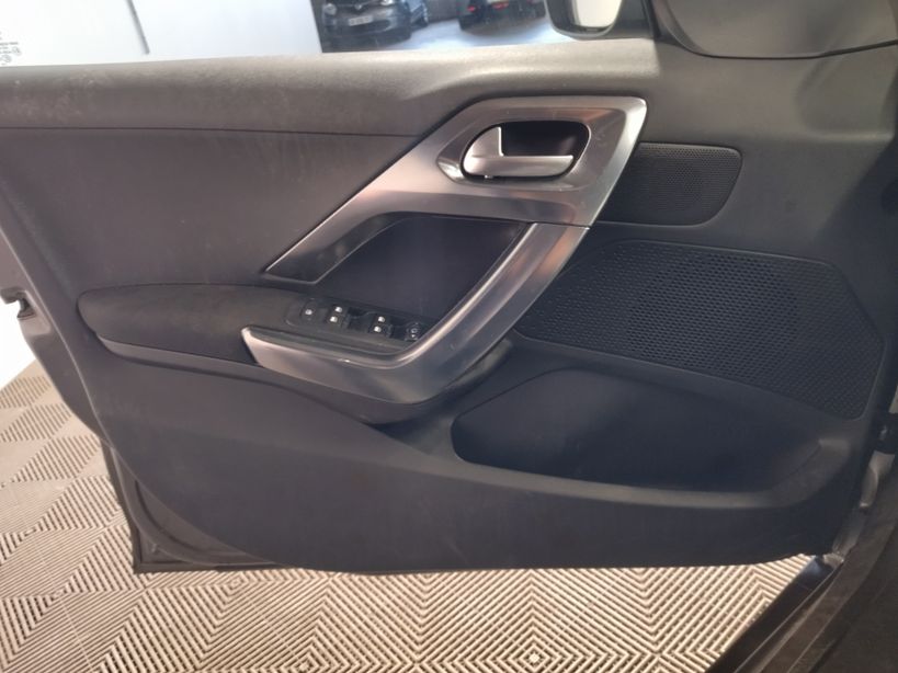 PEUGEOT 2008 2019 - Photo n°14