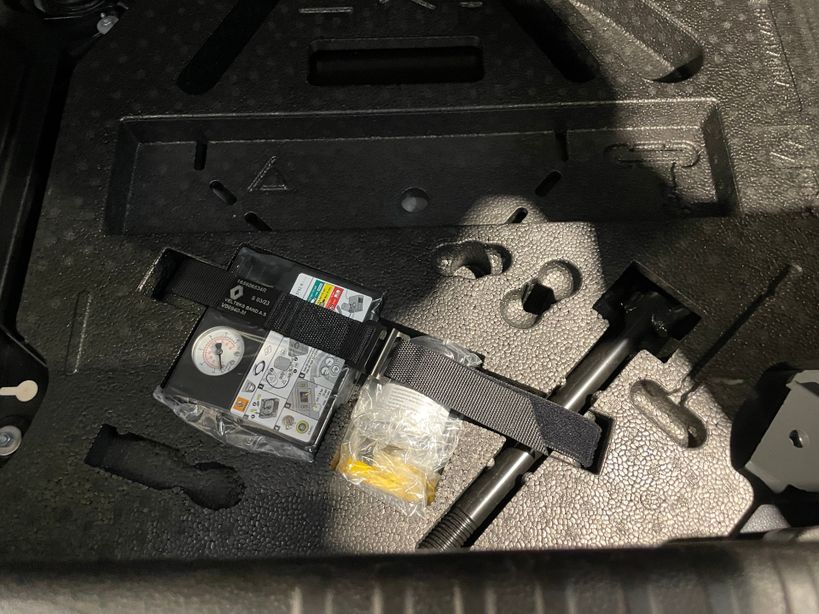 RENAULT CLIO V 2023 - Photo n°41