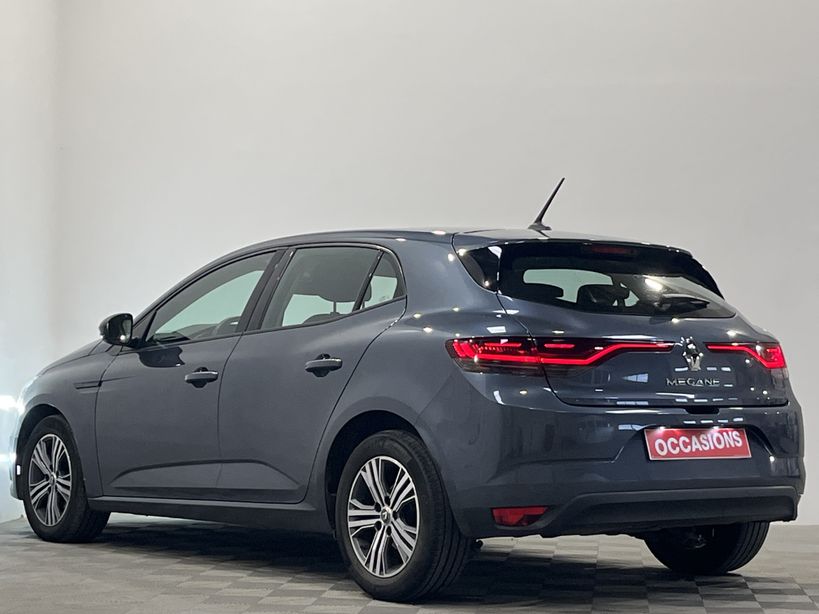 RENAULT MEGANE IV BERLINE 2022 - Photo n°4