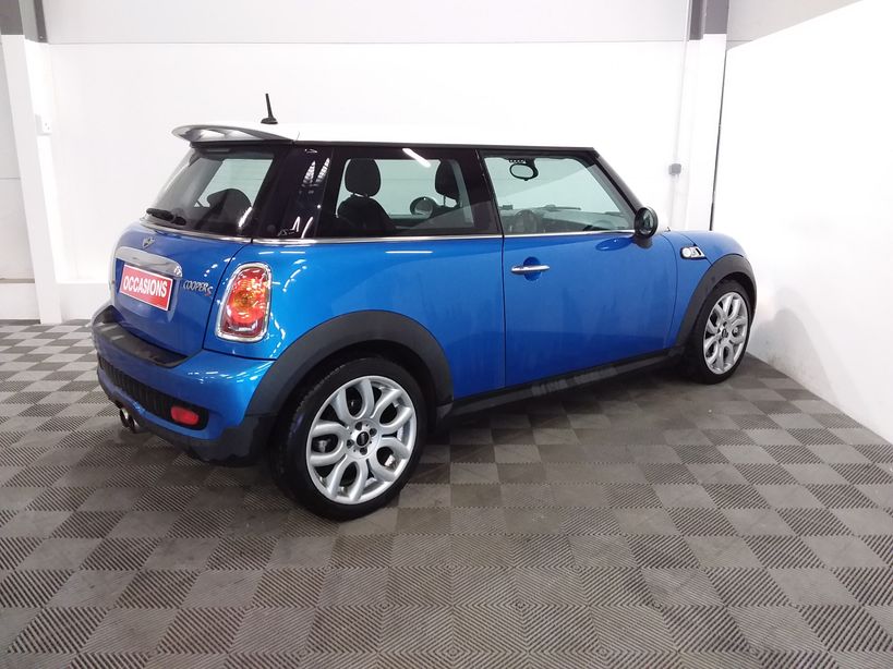 MINI HATCH R56 2010 - Photo n°4