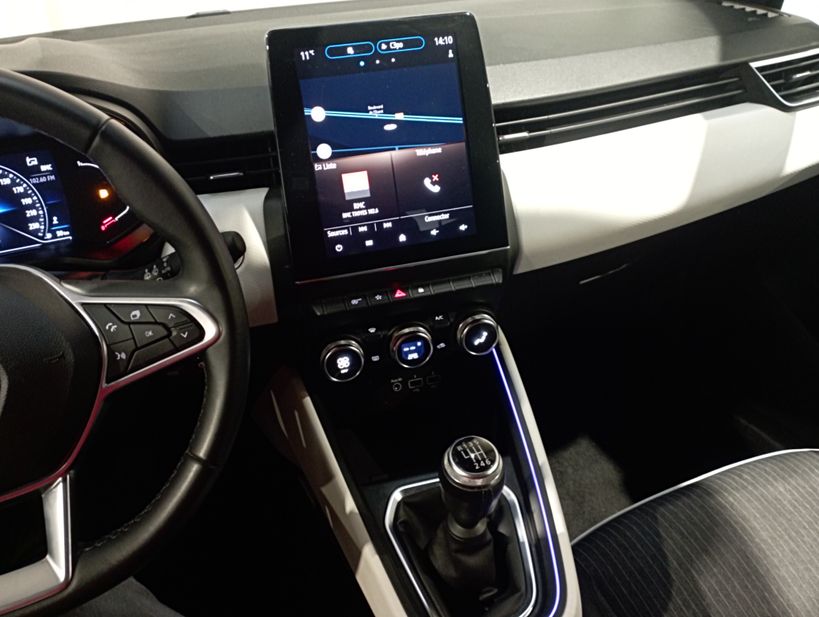 RENAULT CLIO V 2021 - Photo n°17