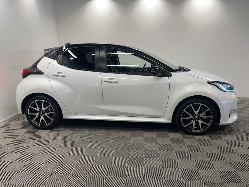 TOYOTA YARIS HYBRIDE MY20 2022 - Photo n°5