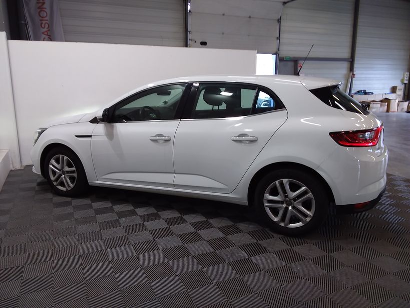 RENAULT MEGANE IV BERLINE BUSINESS 2020 - Photo n°14