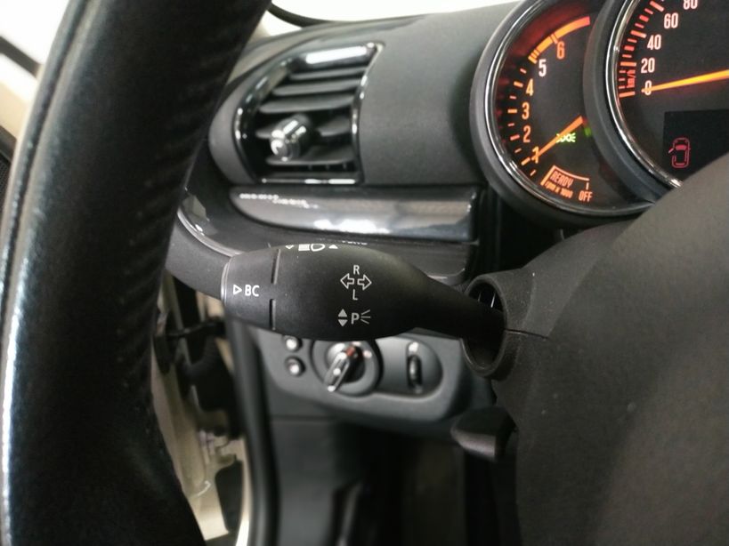 MINI MINI CLUBMAN F54 2016 - Photo n°23