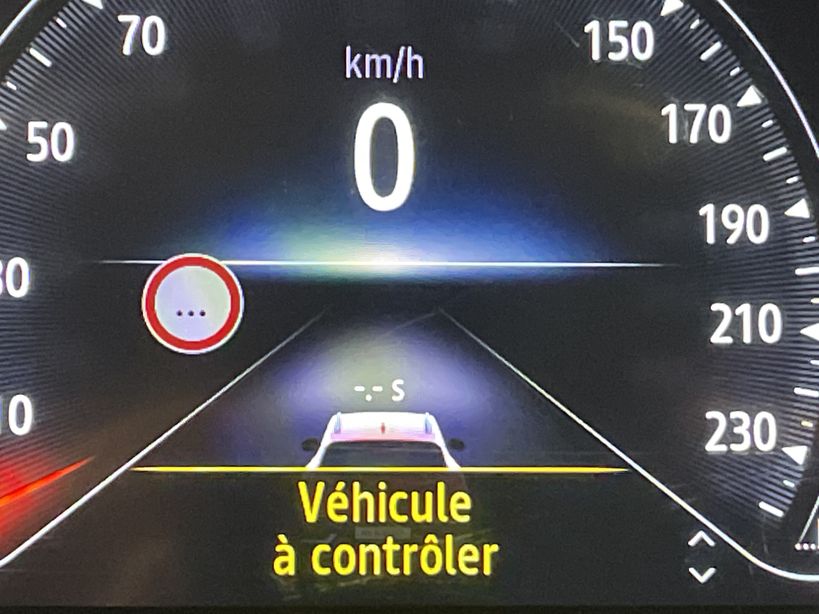 RENAULT CAPTUR 2021 - Photo n°5