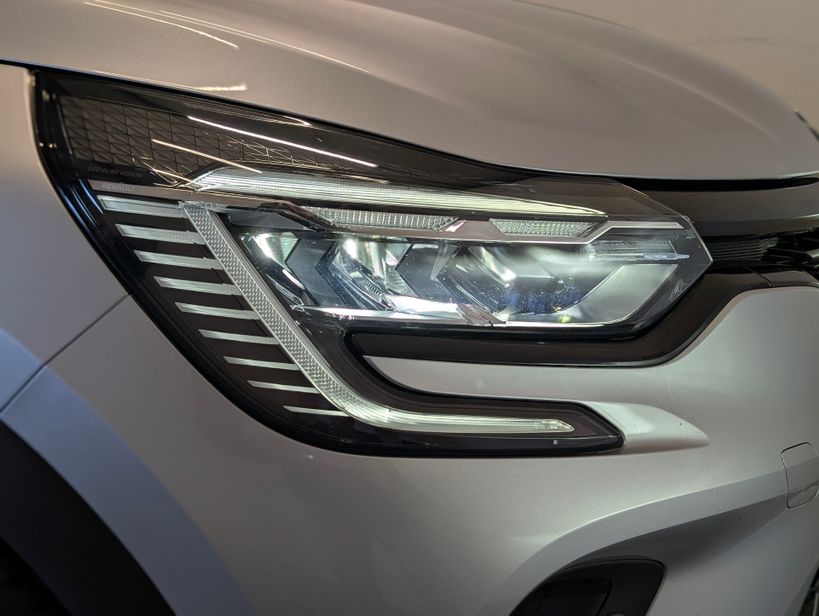 RENAULT CAPTUR 2022 - Photo n°4