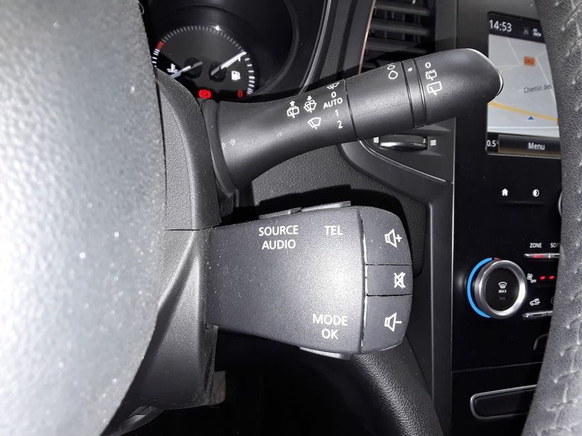 RENAULT MEGANE IV SOCIETE 2016 - Photo n°11