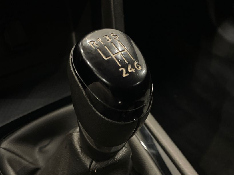 RENAULT MEGANE IV SOCIETE 2019 - Photo n°17