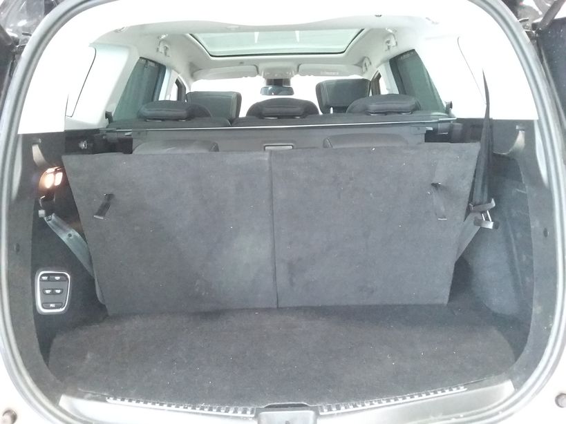 RENAULT GRAND SCENIC IV 2018 - Photo n°12