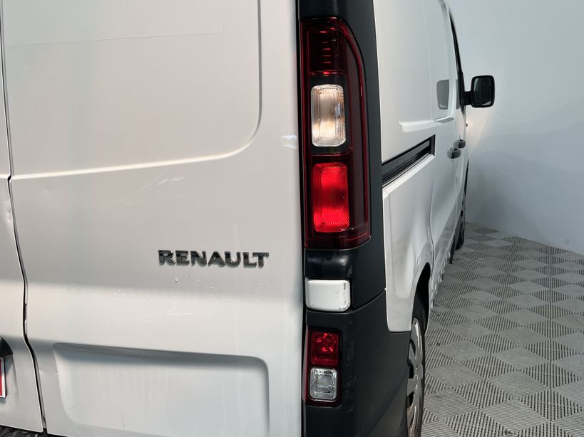 RENAULT TRAFIC FOURGON 2019 - Photo n°7