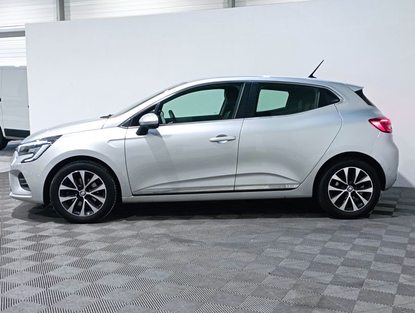 RENAULT CLIO V 2021 - Photo n°4