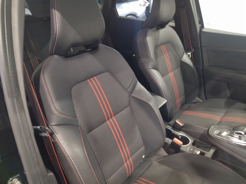RENAULT CAPTUR 2021 - Photo n°9