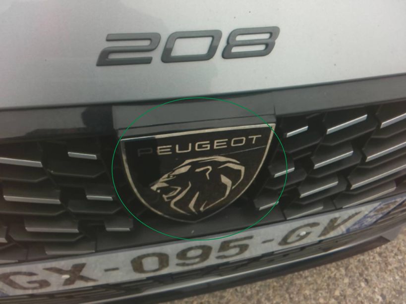 PEUGEOT 208 2024 - Photo n°1