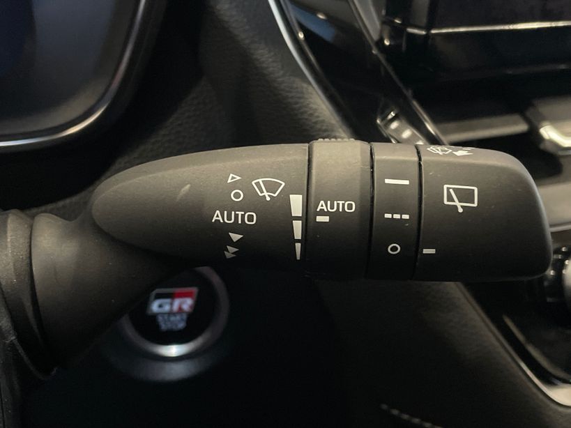 TOYOTA COROLLA TOURING SPORTS HYBRIDE 2023 - Photo n°30