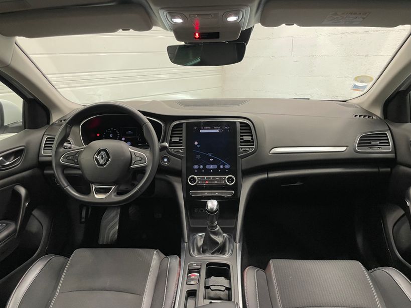 RENAULT MEGANE IV BERLINE 2022 - Photo n°32