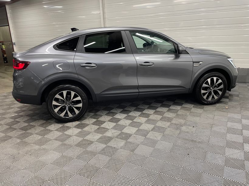 RENAULT ARKANA 2023 - Photo n°5