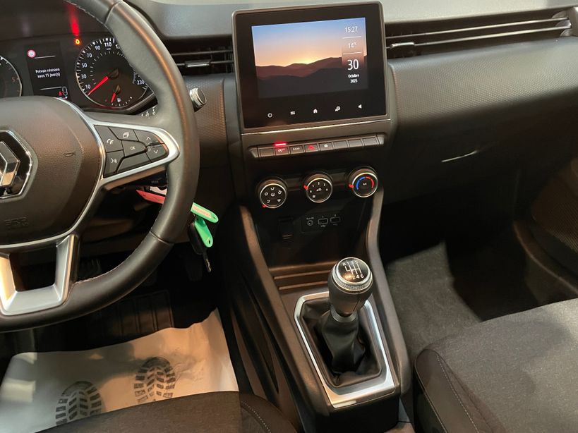 RENAULT CLIO V 2020 - Photo n°15