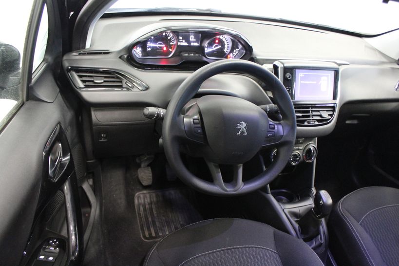 PEUGEOT 208 BUSINESS 2018 - Photo n°5