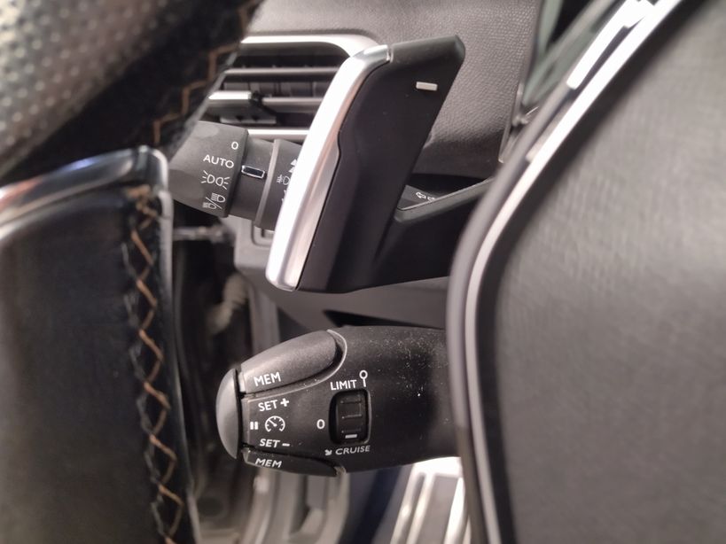 PEUGEOT 3008 2018 - Photo n°26