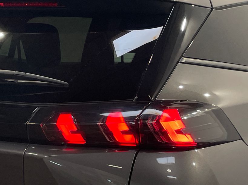 PEUGEOT 2008 2023 - Photo n°8