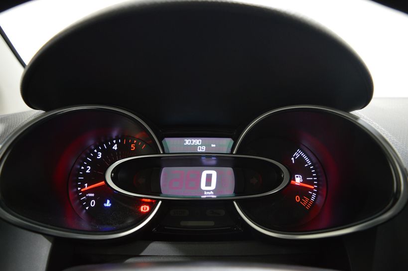 RENAULT CLIO IV 2019 - Photo n°36