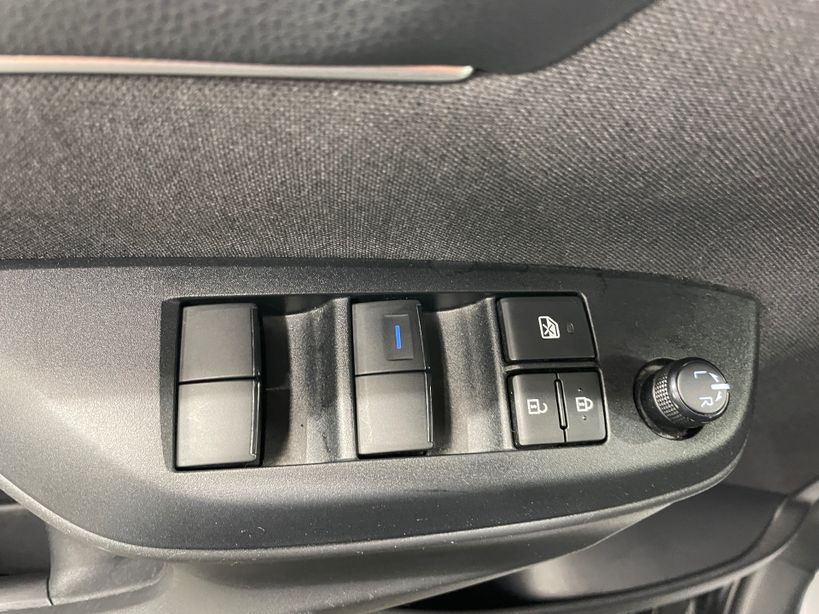 TOYOTA YARIS HYBRIDE MY21 2022 - Photo n°18