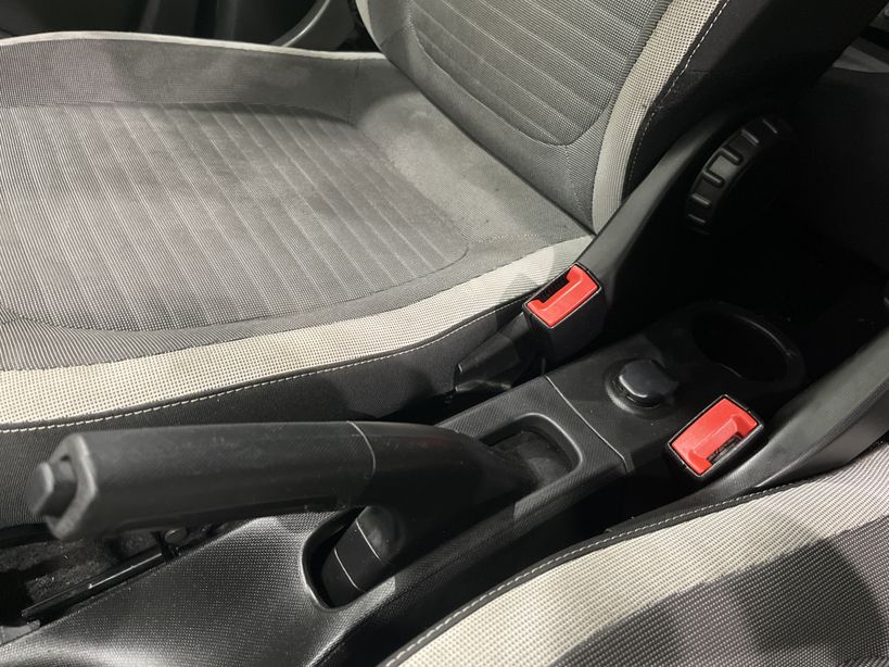 RENAULT TWINGO III 2018 - Photo n°18