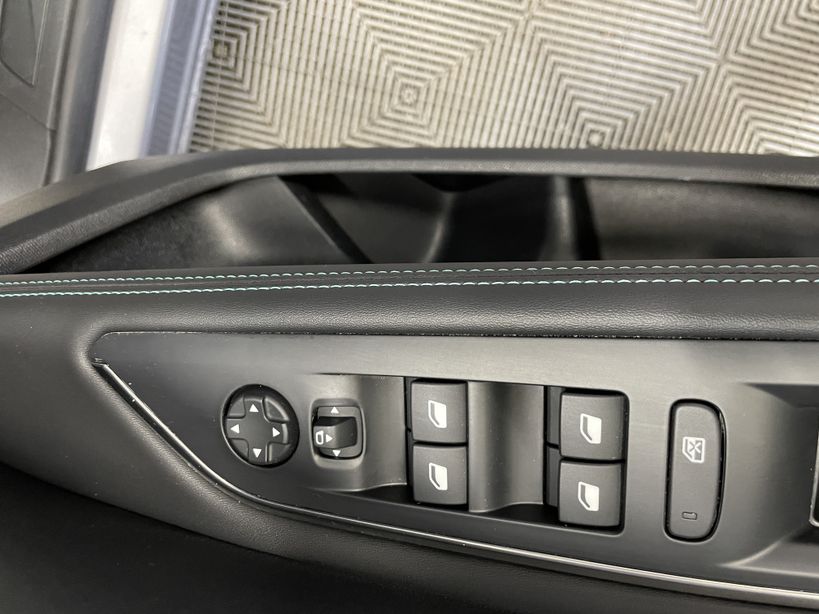 PEUGEOT 5008 2024 - Photo n°15