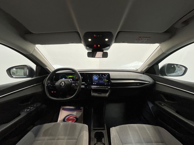 RENAULT MEGANE E TECH 2023 - Photo n°34