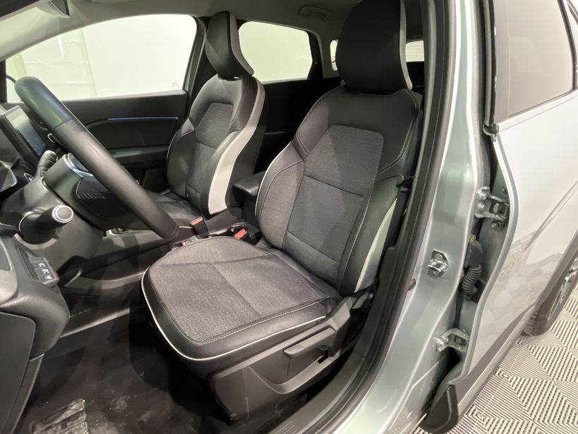 RENAULT CAPTUR 2021 - Photo n°10