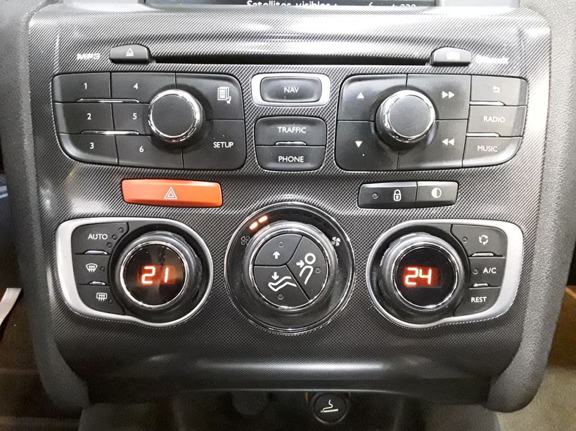 CITROEN C4 2013 - Photo n°16