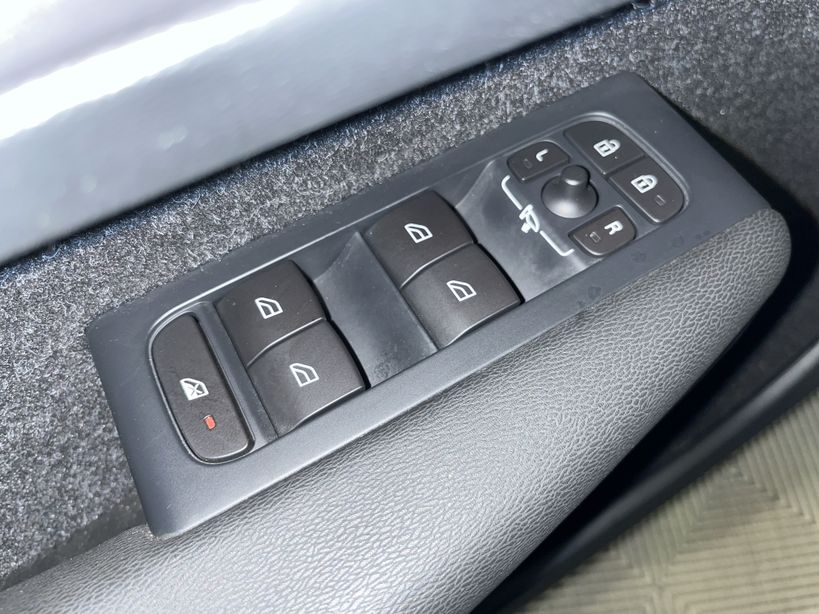 VOLVO XC40 2018 - Photo n°33