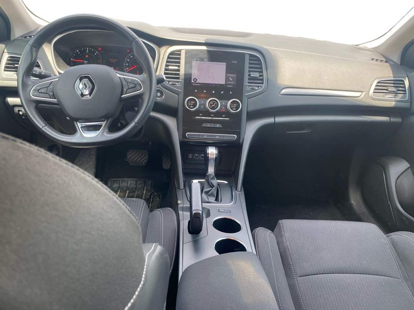 RENAULT MEGANE IV BERLINE 2022 - Photo n°11
