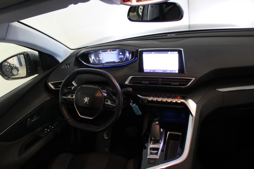 PEUGEOT 3008 BUSINESS 2018 - Photo n°8