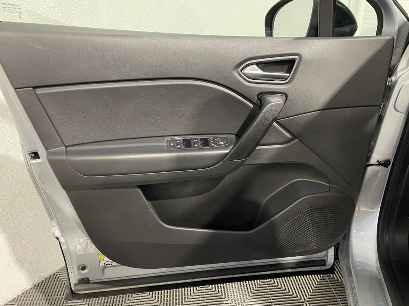 RENAULT CAPTUR 2021 - Photo n°35