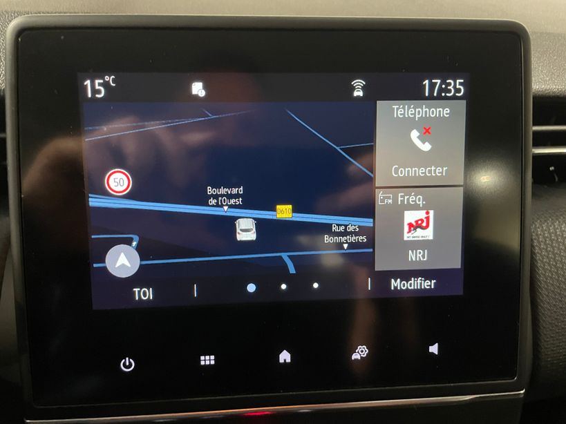 RENAULT CLIO V 2021 - Photo n°17