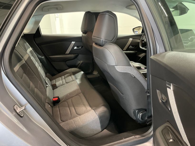 CITROEN C4 X 2023 - Photo n°8