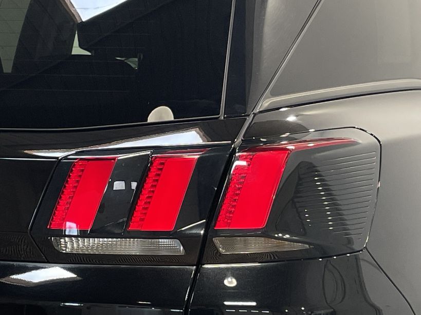 PEUGEOT 3008 BUSINESS 2020 - Photo n°8