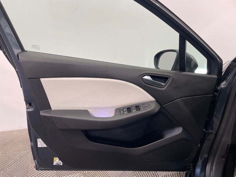 RENAULT CLIO V 2022 - Photo n°34