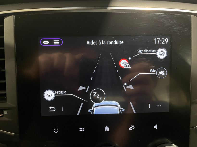 RENAULT MEGANE IV BERLINE 2022 - Photo n°20