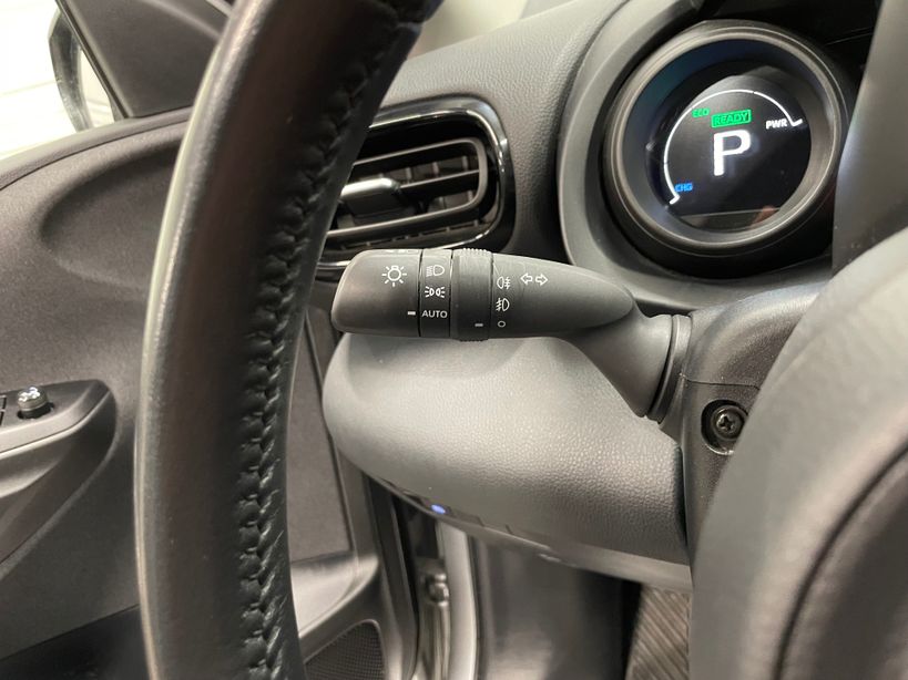 TOYOTA YARIS HYBRIDE MY21 2022 - Photo n°20