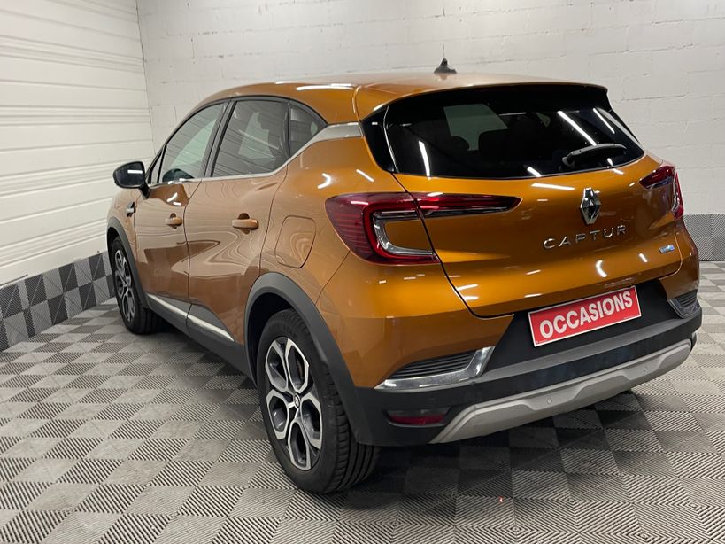 RENAULT CAPTUR 2022 - Photo n°8