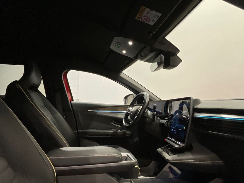 RENAULT MEGANE E TECH 2023 - Photo n°21