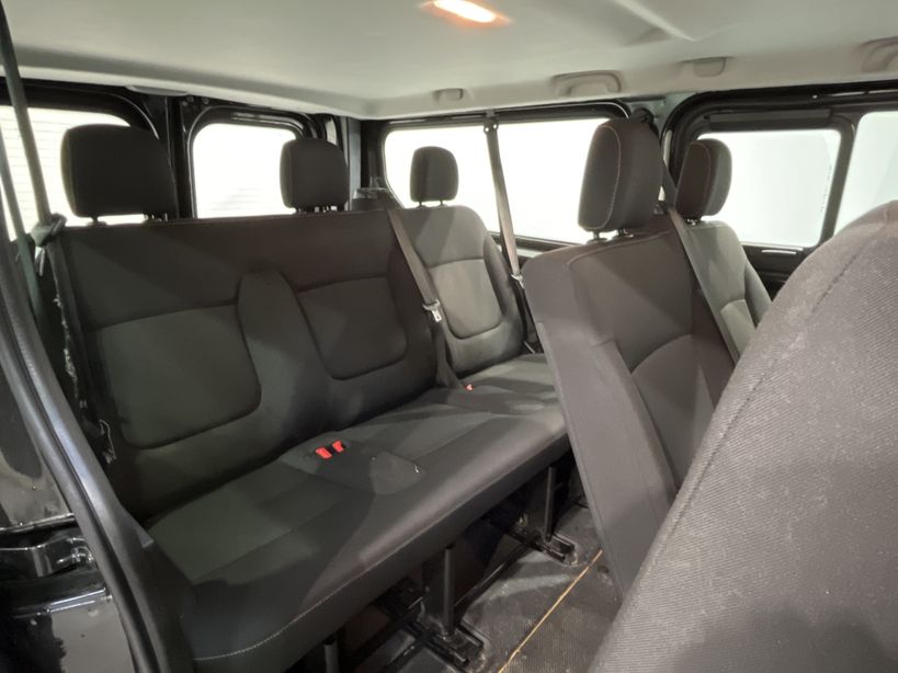 RENAULT TRAFIC COMBI 2017 - Photo n°9
