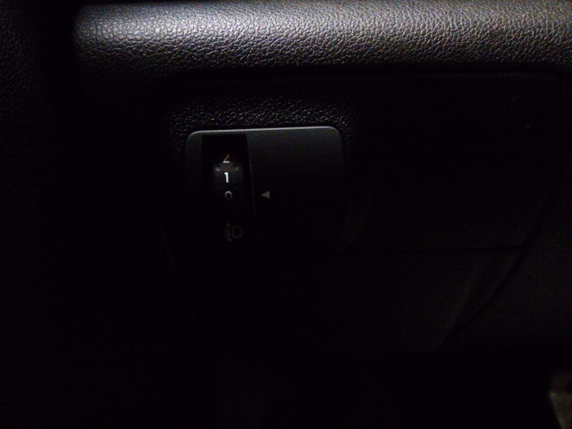 RENAULT MEGANE IV BERLINE 2019 - Photo n°31