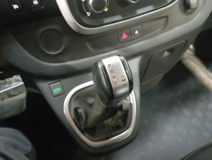 RENAULT TRAFIC FOURGON 2020 - Photo n°20